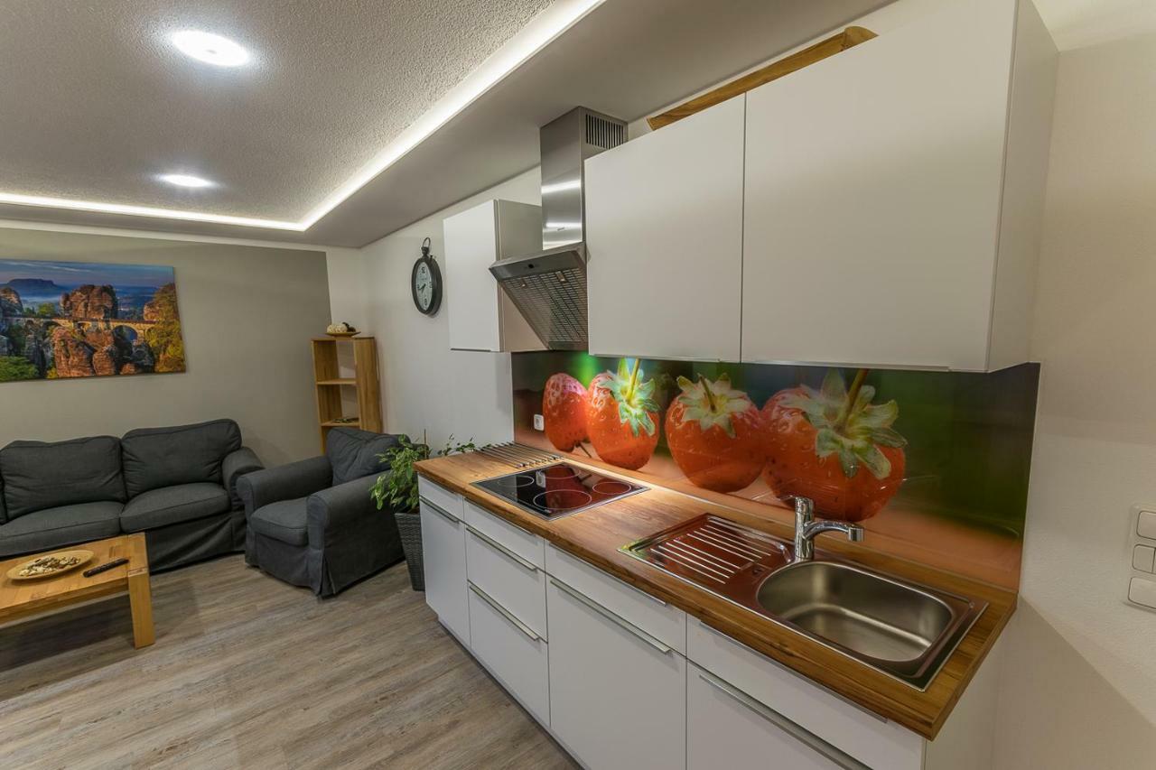 Ferienwohnung "Turmblick" Rathmannsdorf Bagian luar foto