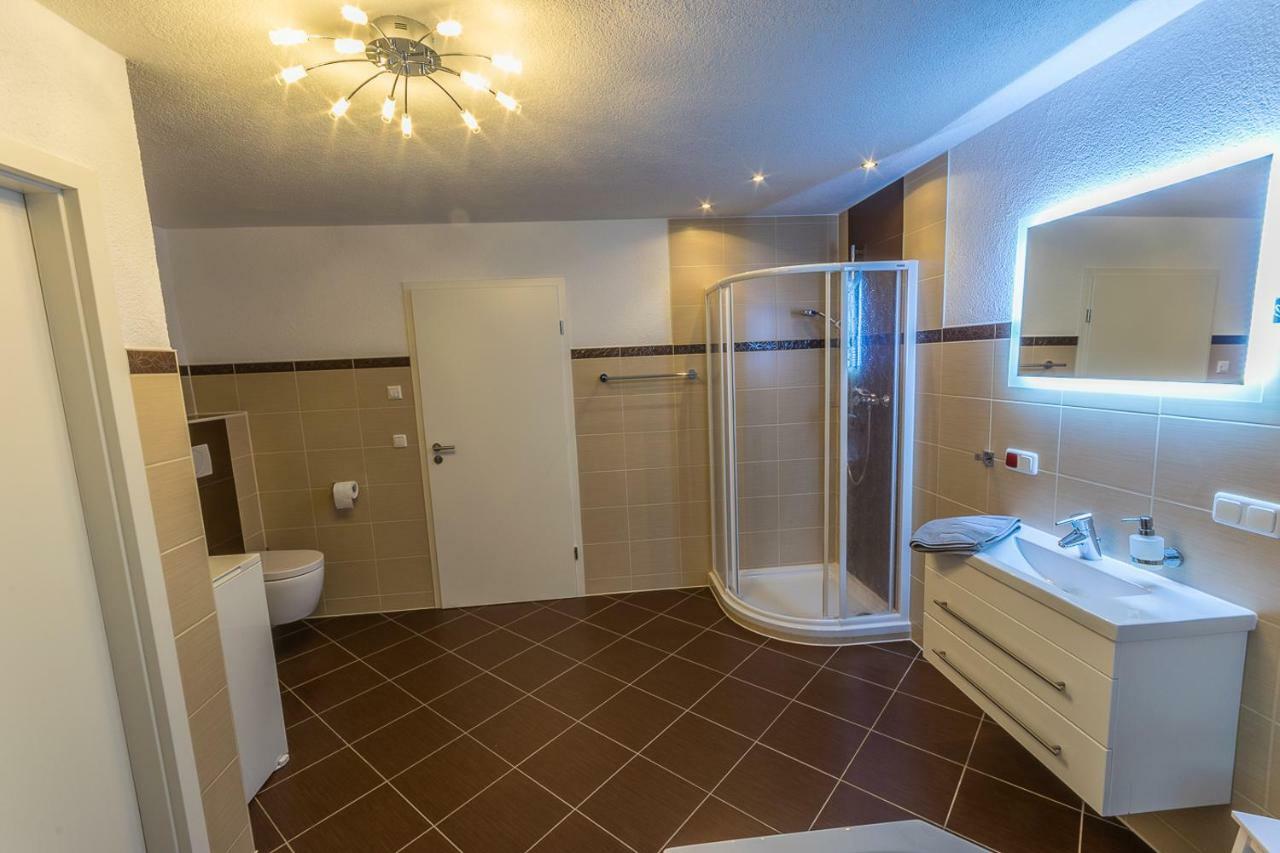 Ferienwohnung "Turmblick" Rathmannsdorf Bagian luar foto